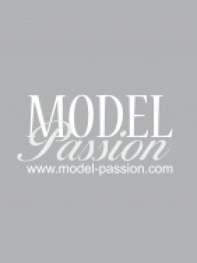 MODEL-Passion